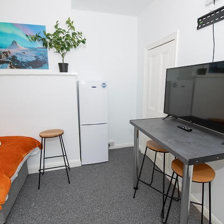 Versatile Cozy & Spacious Comfort Hull Apartments Kingston upon Hull Exterior foto